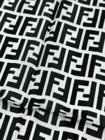 Платок чёрно-белый с лого Fendi