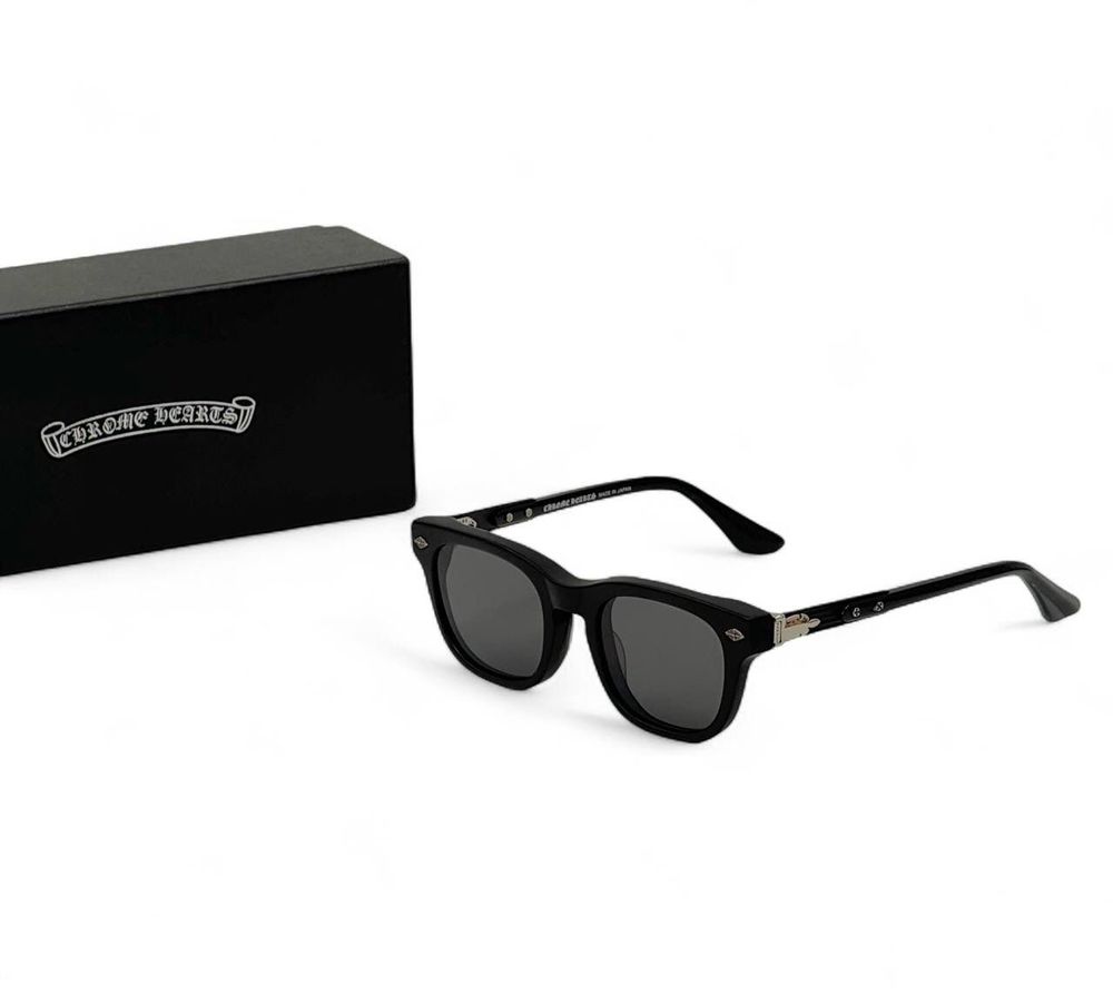 Солнцезащитные очки Chrome Hearts