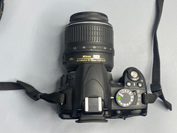 Nikon D3100 Kit 18–55mm f/3.5–5.6G VR