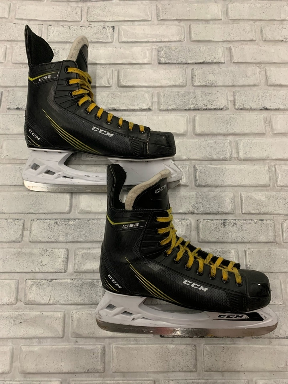 CCM TACKS 1052 SR 12R (EUR 48)