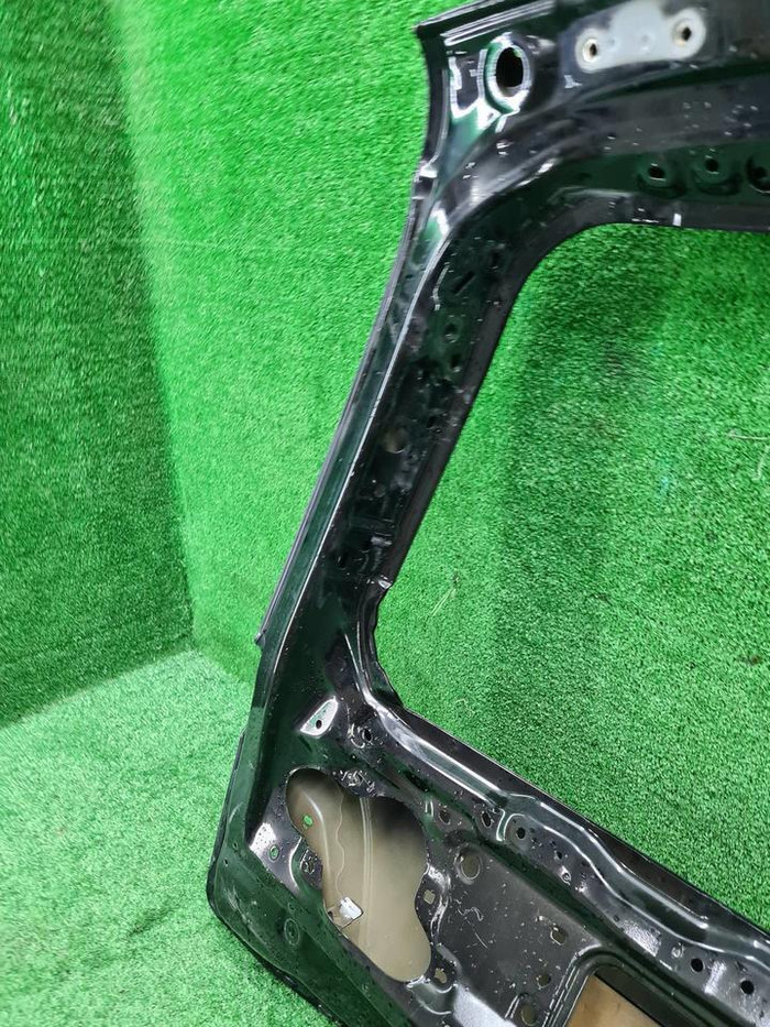 Крышка багажника Toyota Land Cruiser 200 (12-15)