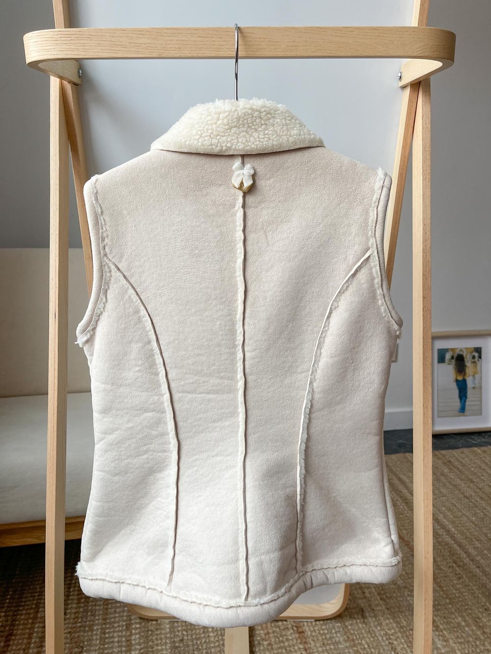 Жилет Miss Blumarine, 140