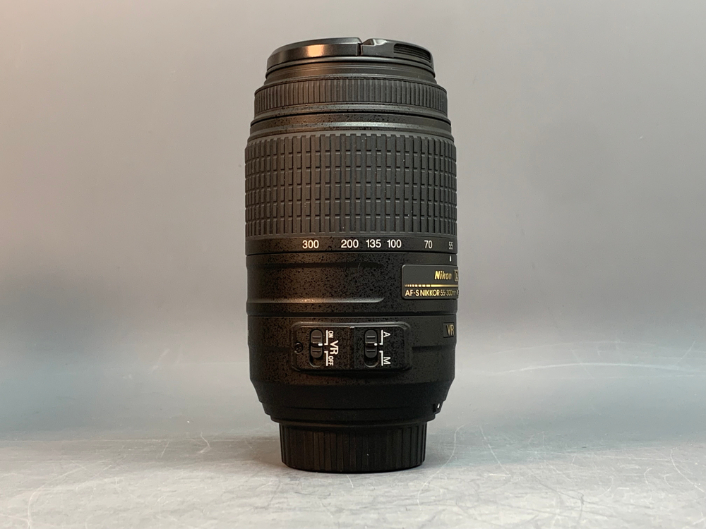 Nikon 55-300mm f/4.5-5.6G AF-S DX VR ED Zoom-Nikkor