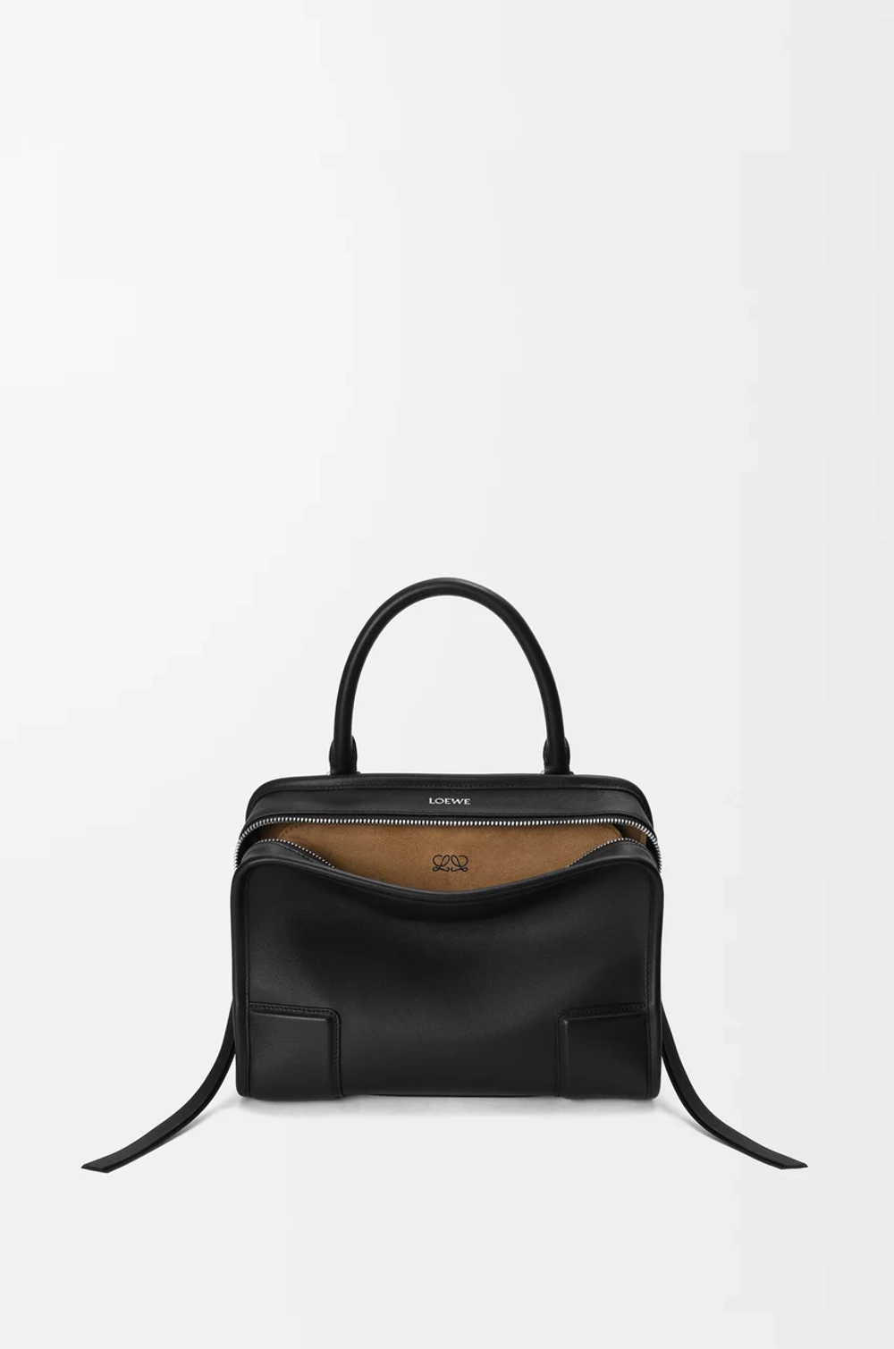 Loewe Маленькая сумка Amazona 180 из мягкой телячьей кожи, черный