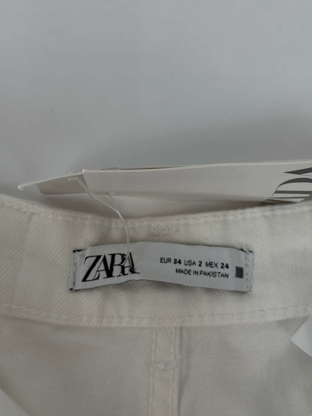 Шорты Zara