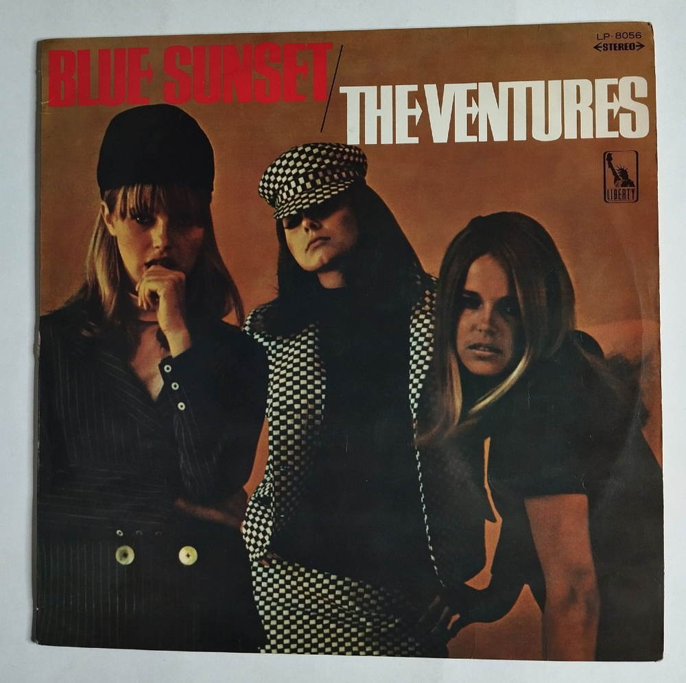 Винтажная виниловая пластинка LP The Ventures Blue Sunset (Japan 1967) (No Obi) (Red Wax Vinyl)