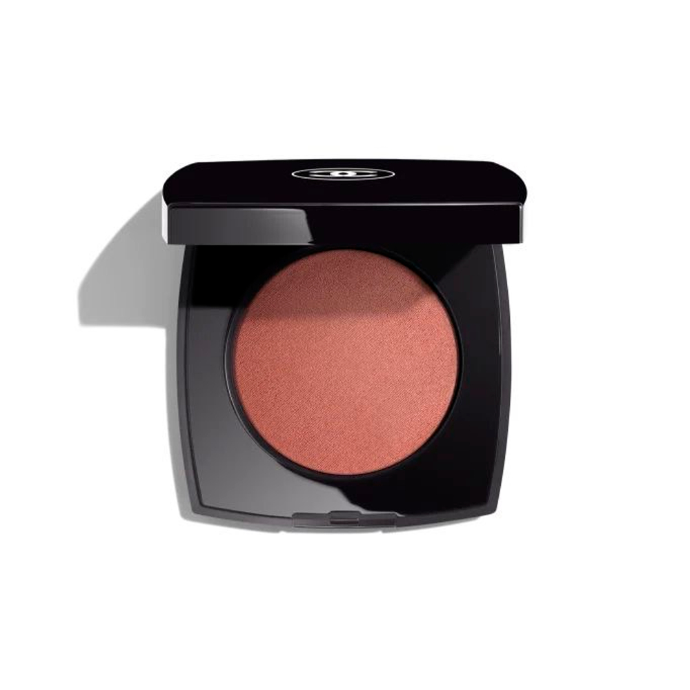 ЯРКИЙ КОНТРАСТ НА ЩЕКАХ - CHANEL - SEPHORA -