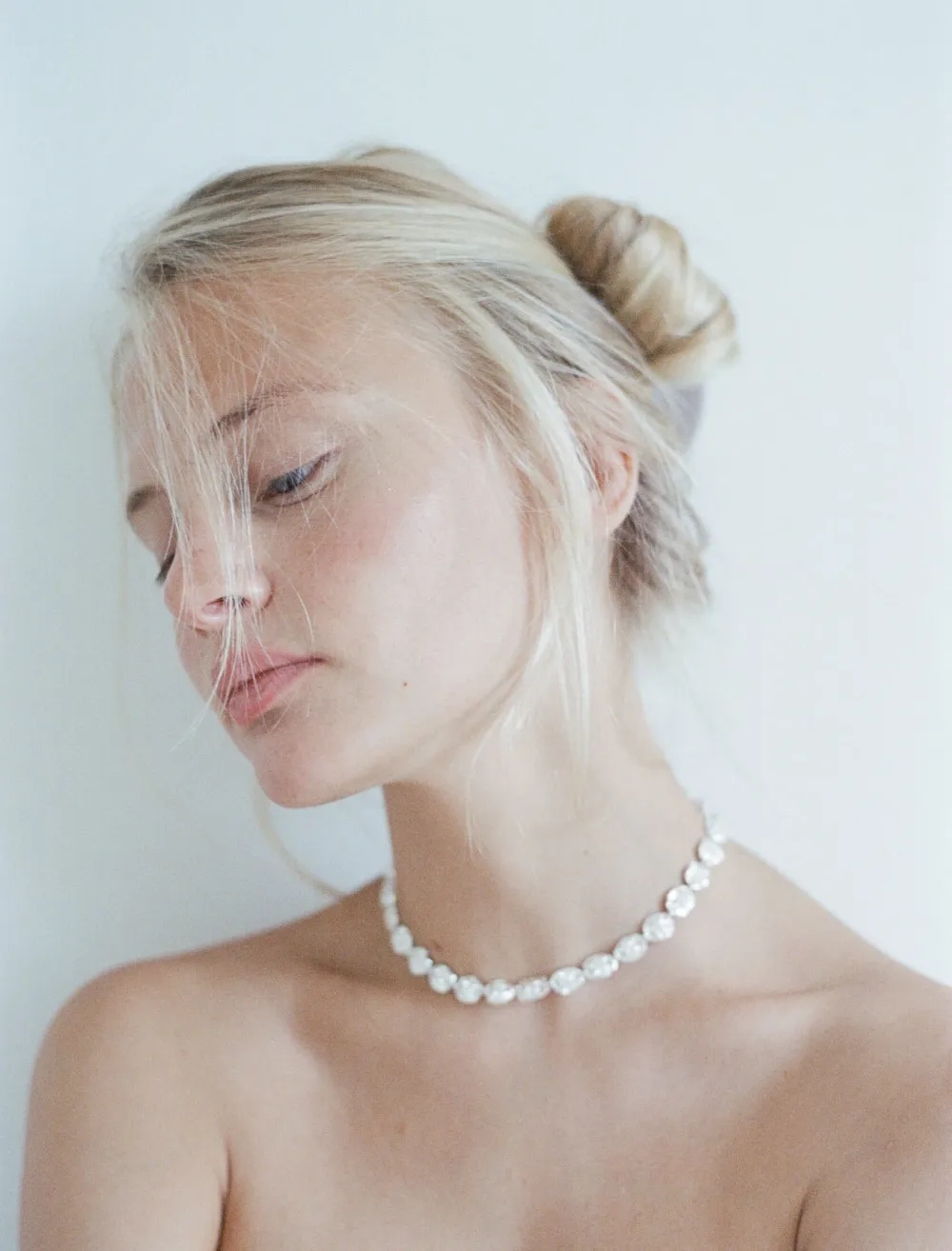 Белый чокер / White Choker
