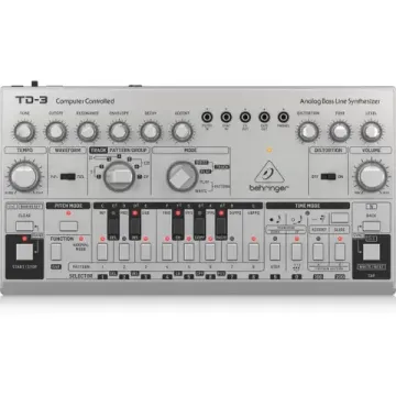 BEHRINGER TD-3-SR - басовый аналоговый монофонический синтезатор
