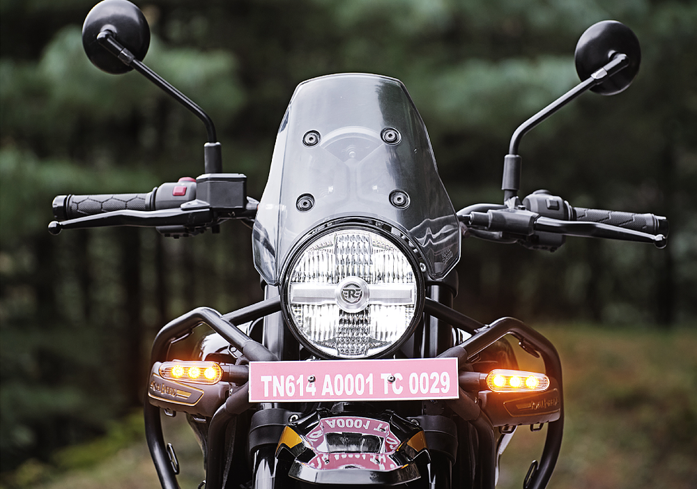 Royal Enfield Himalayan 450 Hanle Black (Premium)