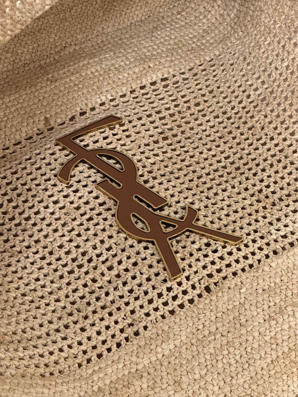 ICARE IN RAFFIA