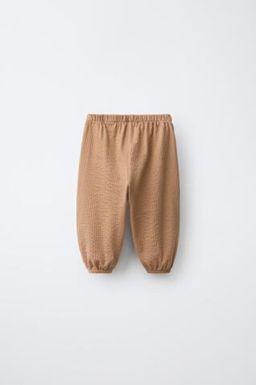 ZARA ОДНОТОННЫЕ РЕЛЬЕФНЫЕ БРЮКИ, КОРИЧНЕВЫЙ