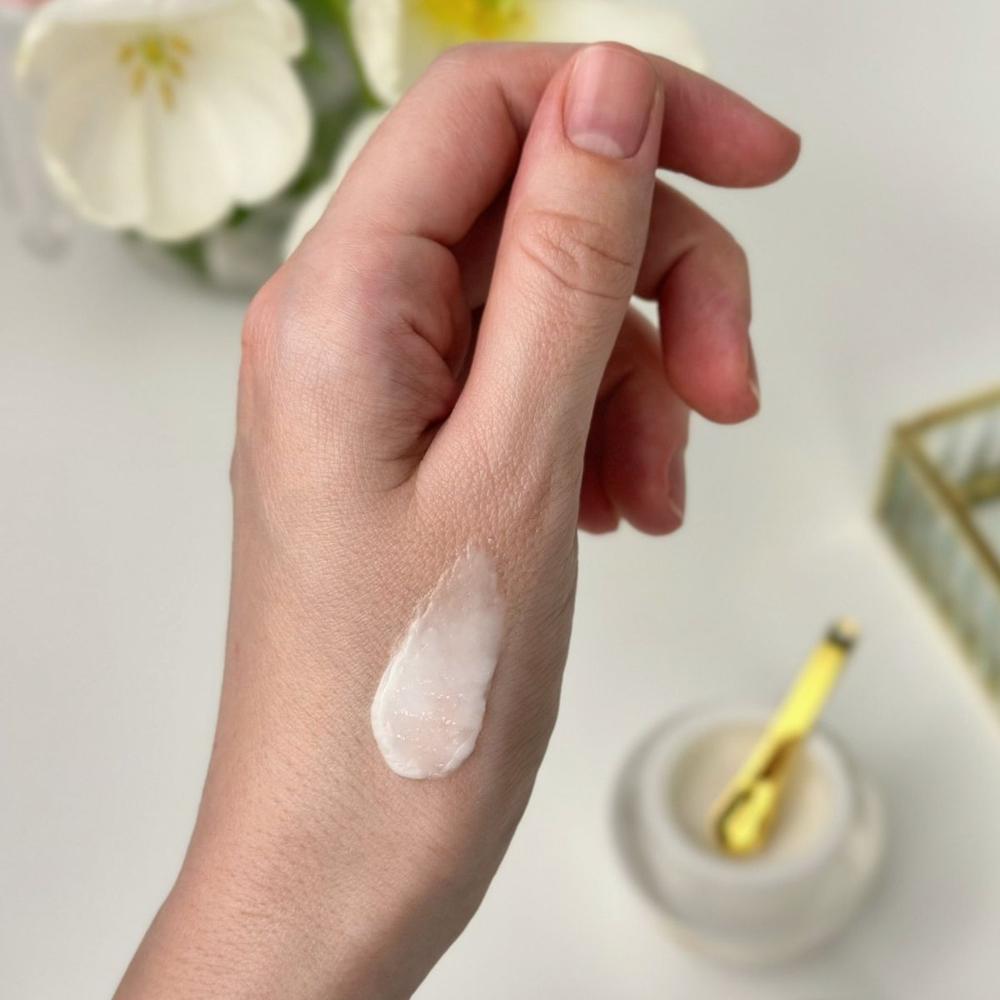Омолаживающий крем с пептидами и антиоксидантами HITOYURAI + 30 Premium Extract Cream