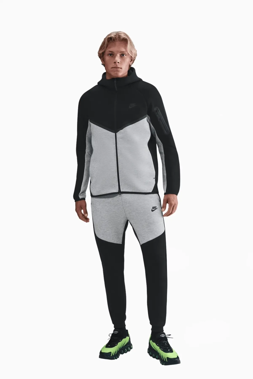 Штаны Nike Sportswear Tech Fleece