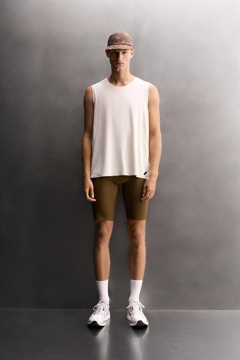 ZARA СПОРТИВНЫЕ КОРОТКИЕ ЛЕГИНСЫ ДЛЯ БЕГА, МЯГКИЙ ЗЕЛЕНЫЙ