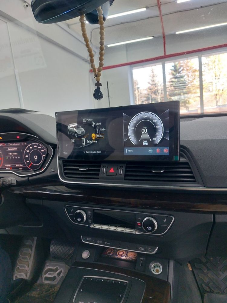 Магнитола для Audi Q5 2017-2020 - RDL-8505 монитор 12.3" на Android 14, Быстрая, CarPlay, 4G SIM-слот