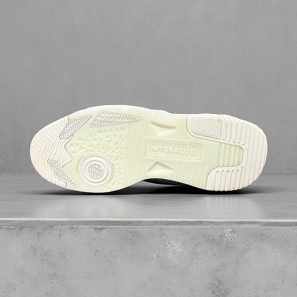 Adidas Niteball • Black Solid White