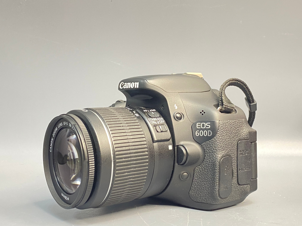 Canon 600D kit 18-55mm IS II