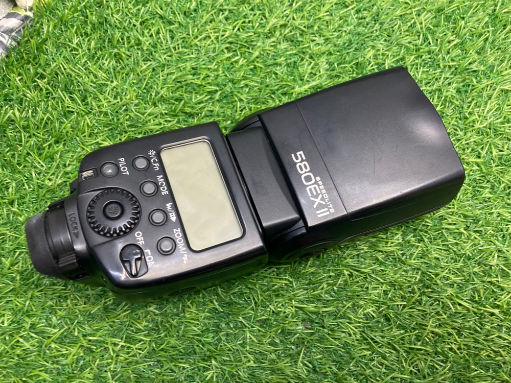 Canon Speedlite 580EX II