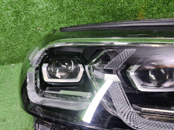 Фара правая BMW X3 G01 (2021-н.в.) LED
