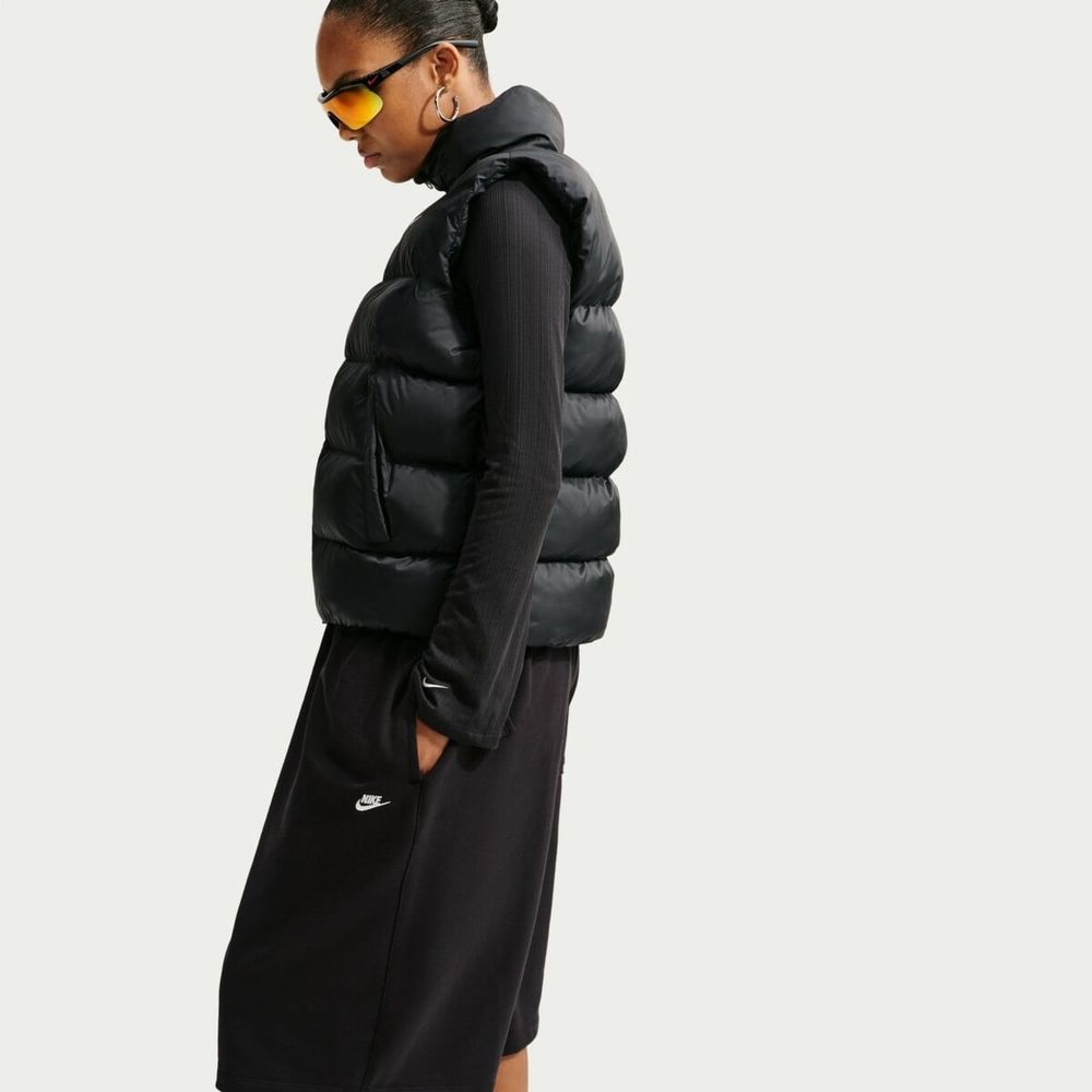Жилет утепленный женский NIKE W NK TF SYN CLSSC VEST
