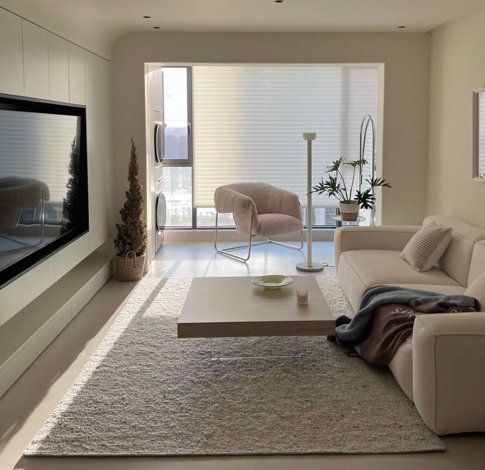 Floor design lamp Bellhop by Flos
