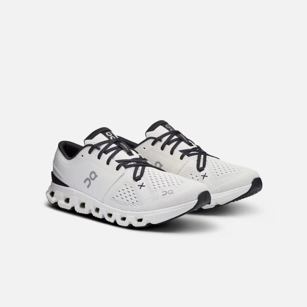 Кроссовки мужские ON Cloud X 4 Sneaker Ivory/Black