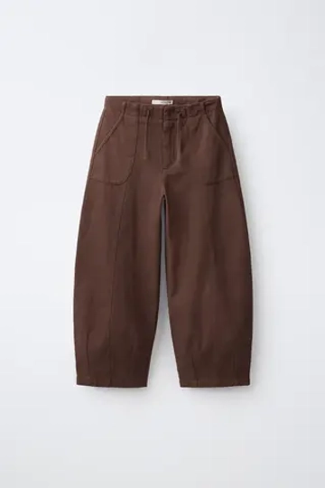 ZARA ОДНОТОННЫЕ БРЮКИ BARREL, КОРИЧНЕВЫЙ