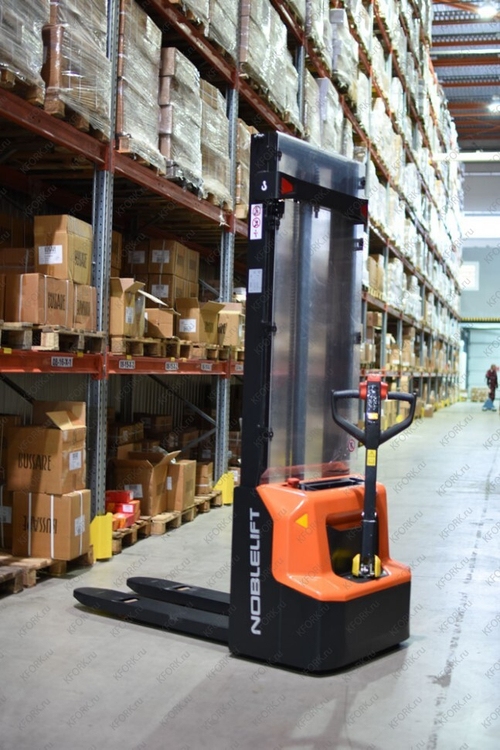Штабелер электрический самоходный Noblelift PSE12B 3200 с батареей AGM