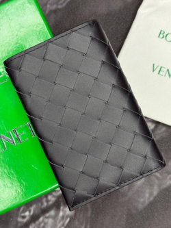 Обложка для паспорта Bottega Veneta
