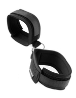 Набор (наручники и маска на глаза) Ultra Cuff Set (Цвет: черный)