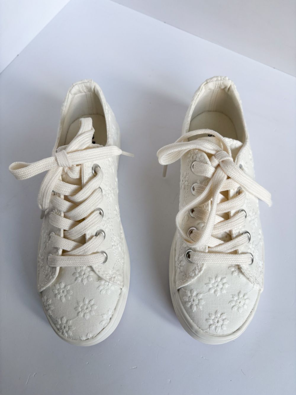 Новые кеды Mango, 33