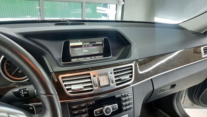 Магнитола для Mercedes-Benz GLK 2012-2015 NTG 4.5/4.7 - RDL-7701-CLA монитор 10.25" на Android 13, Быстрая, CarPlay, 4G SIM-слот