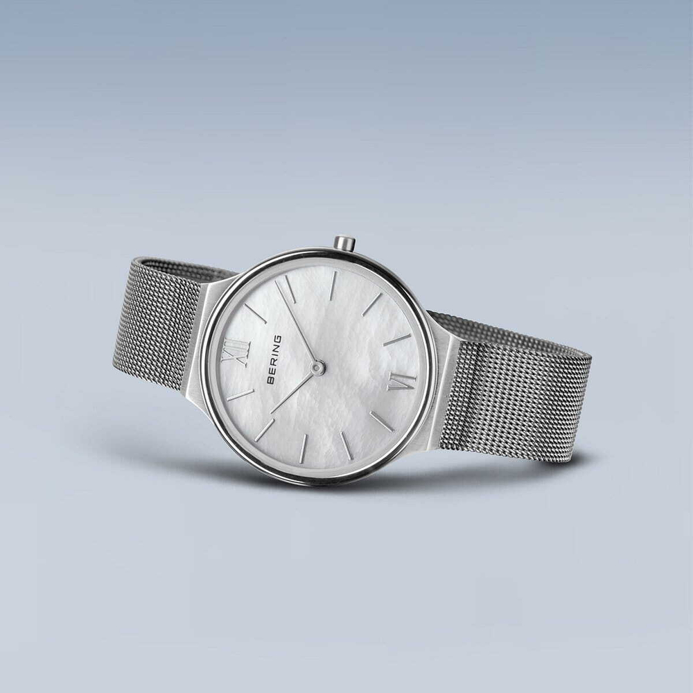 Женские наручные часы Bering 18434-000