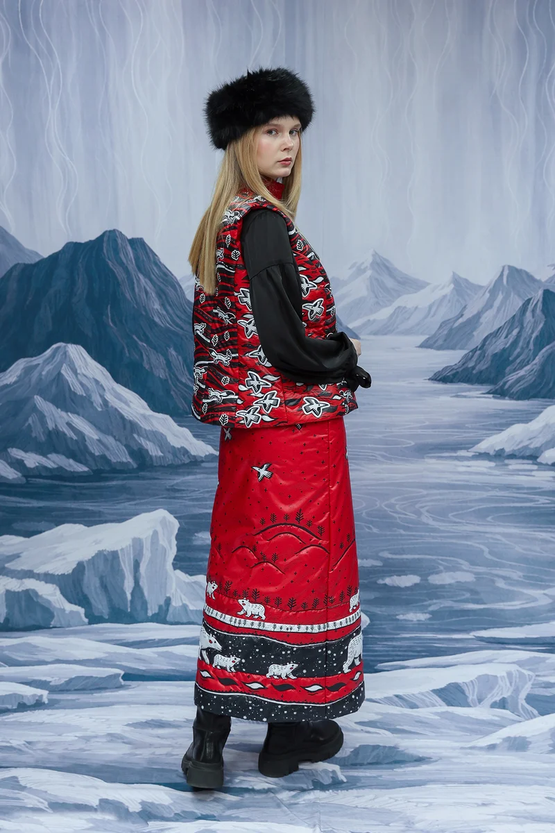 Vest “Emiralda-2. Where the World Begins” (D. Gerasimova)