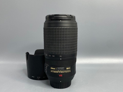 Nikon 70-300mm (VR Не рабочий с царапинами)