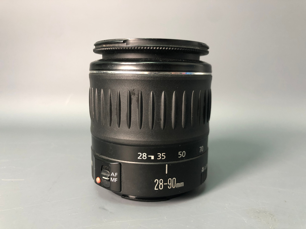Canon EOS 3000V kit EF 28-90mm 4-5.6 II