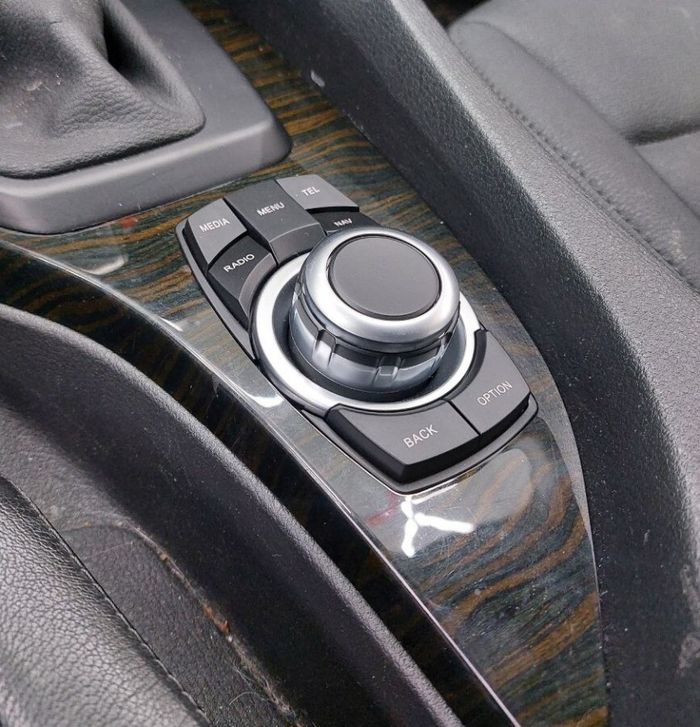 Магнитола для BMW X1 E84 2009-2014 (взамен верхнего бардачка) - RDL-6219 монитор 10.25" на Android 13, Быстрая, CarPlay, 4G SIM-слот, джойстик в комплекте