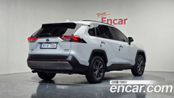 Toyota RAV4 2,5 4WD Hybrid LTD — 2024