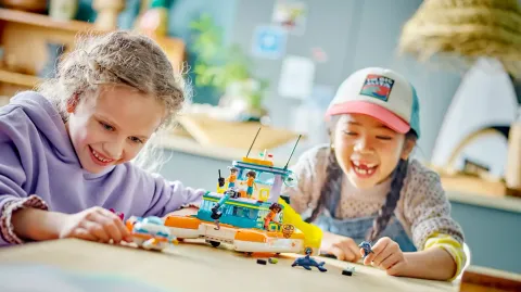 Конструктор LEGO Friends 41734 Морская спасательная лодка