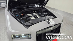 Rolls-Royce Cullinan 6.7 V12 — 2019