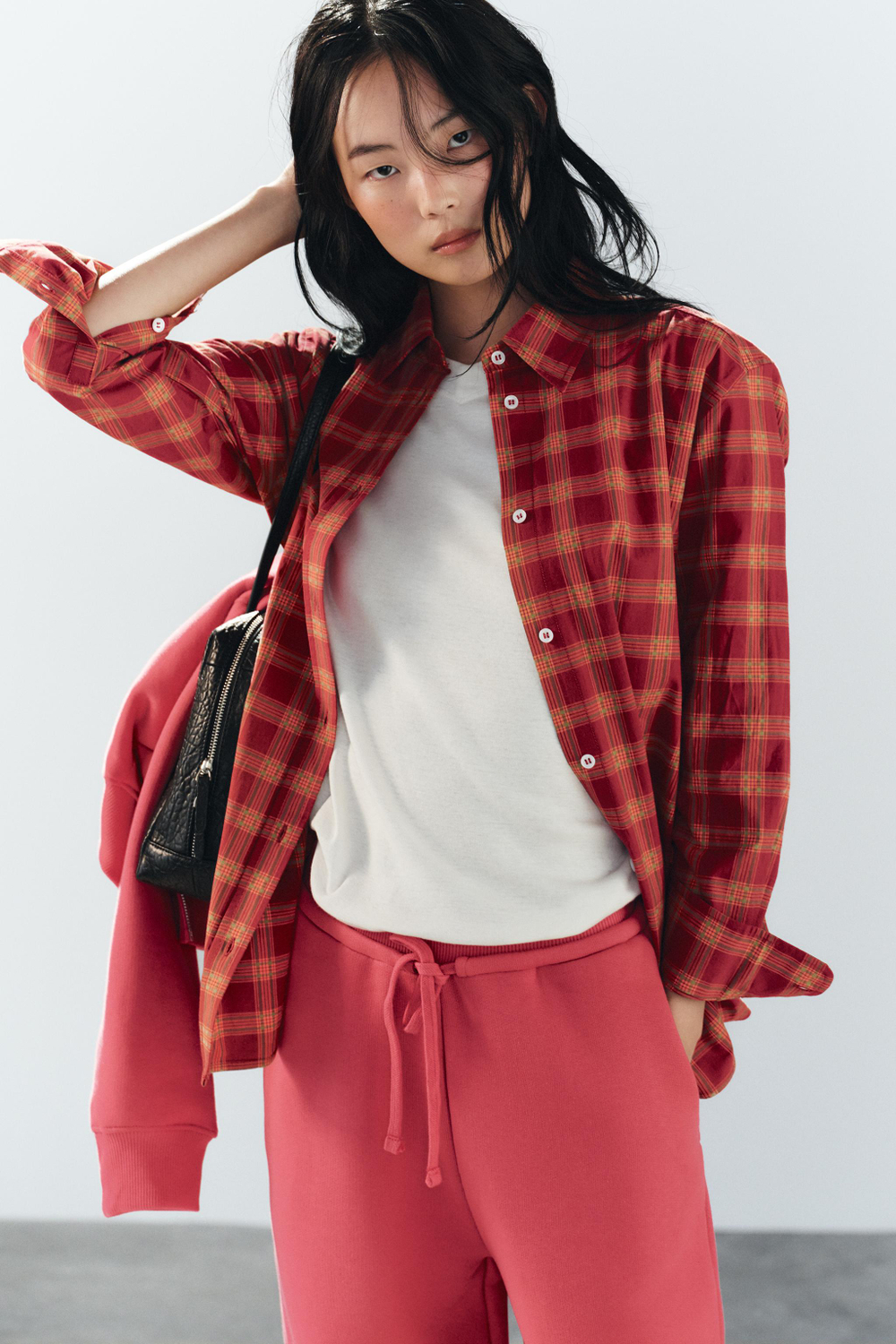 БРЮКИ ИЗ МЯГКОЙ ТКАНИ НА ШНУРКЕ — ZARA