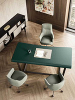 Стул Poltrona Frau Archibald Task