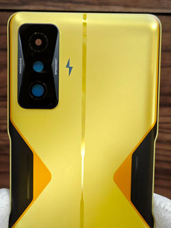 Задняя крышка ПРЕМИУМ для POCO F4 GT 21121210G ( заднее стекло ) Цвет: Жёлтый / Yellow