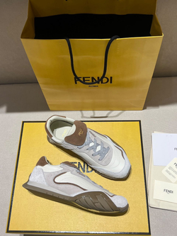 Кроссовки Fendi