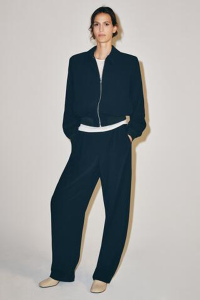 БРЮКИ-БАНАНЫ С ЗАЩИПАМИ — ZW COLLECTION — ZARA