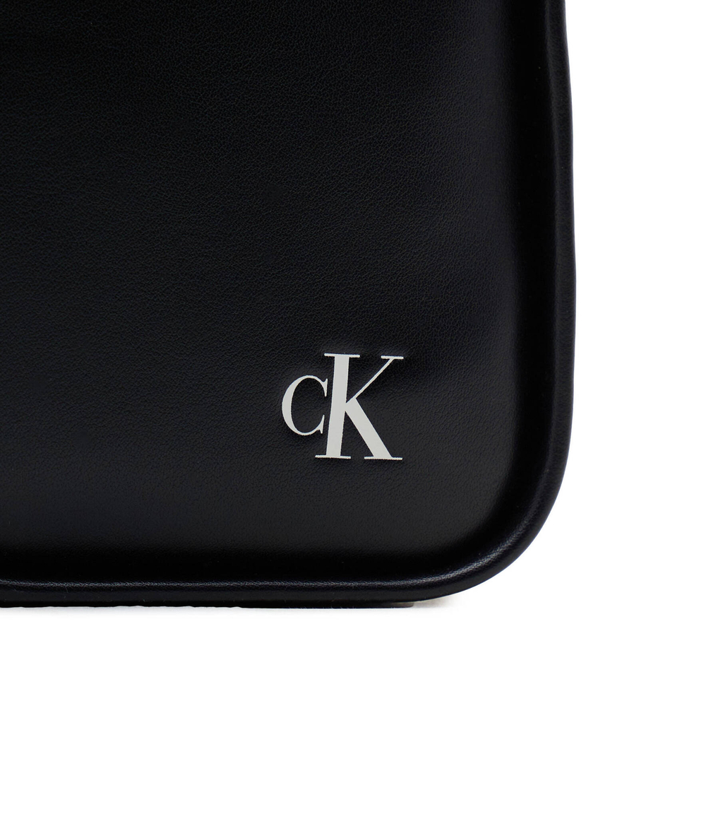 Сумка-мессенджер CALVIN KLEIN JEANS - черный(K60K611468)