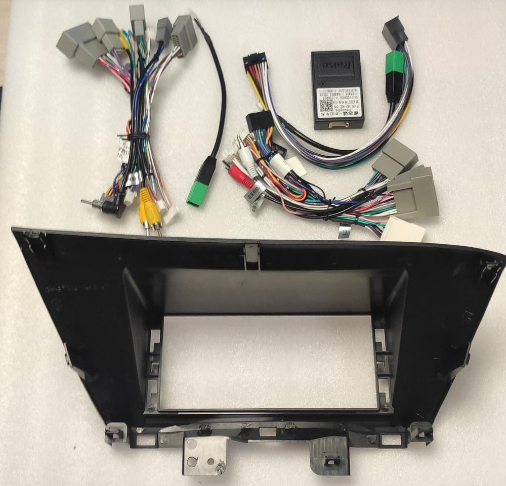 Установочный комплект для HONDA CRV IV 2012-2015 (RM)  KUBERG MKD-BT012-12-16-CRV