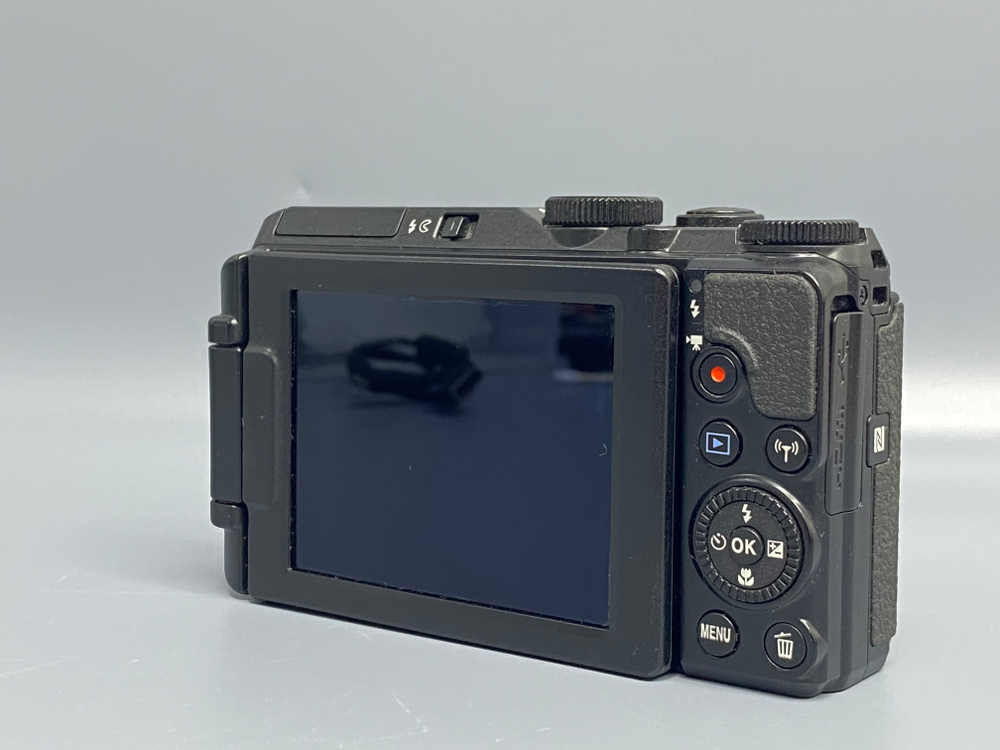 Nikon COOLPIX S9900