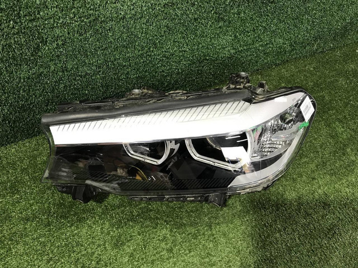 Фара левая BMW 5er G30 (2017-2020) LED